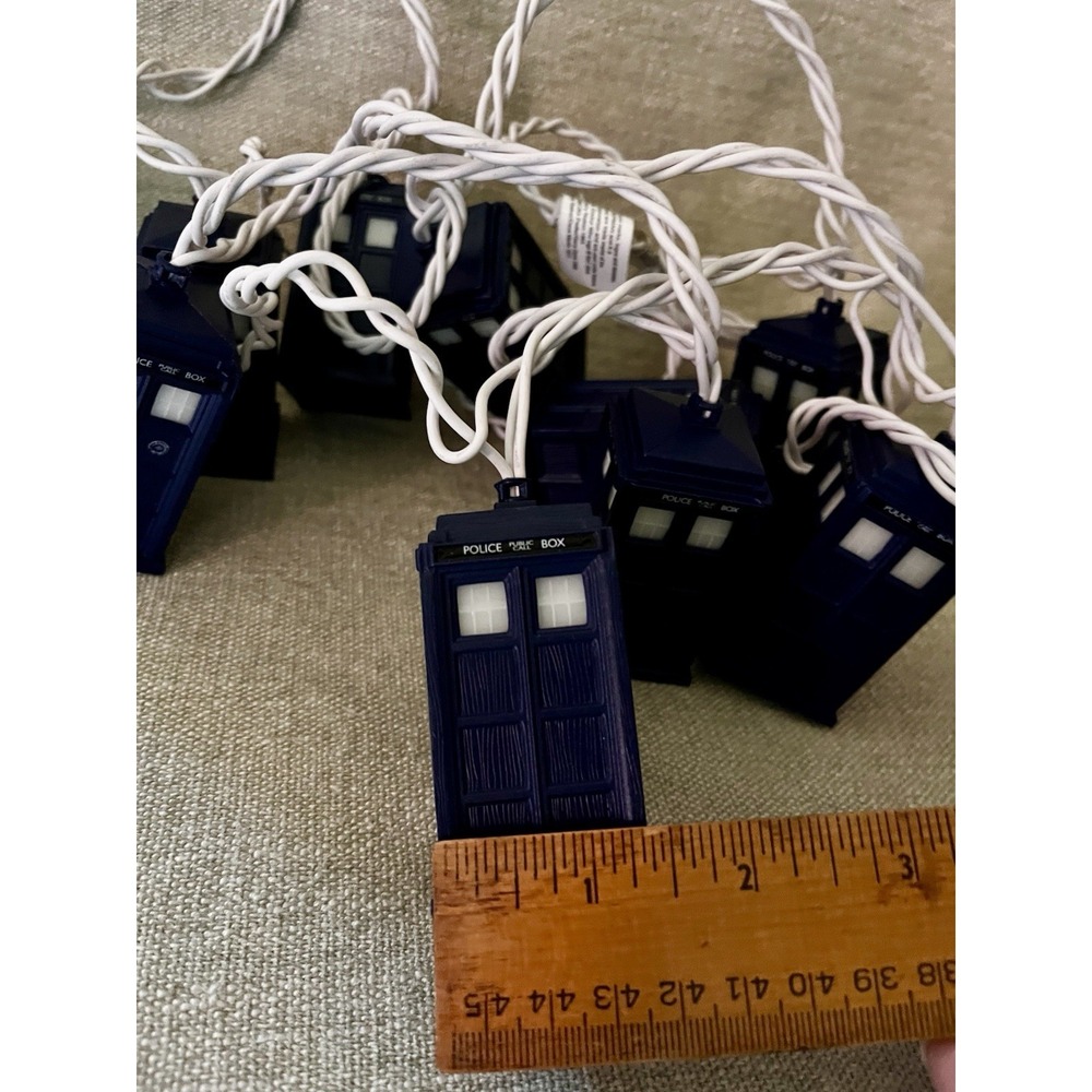 BBC Doctor Who Tardis Police Call Box String Lights Set of 10 Working 43290-DW - Picture 4 of 8